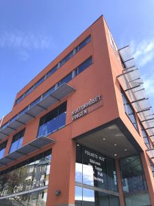 Bild på Kulturhuset Vingen.