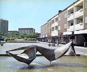 En bild på ett torg från förr.