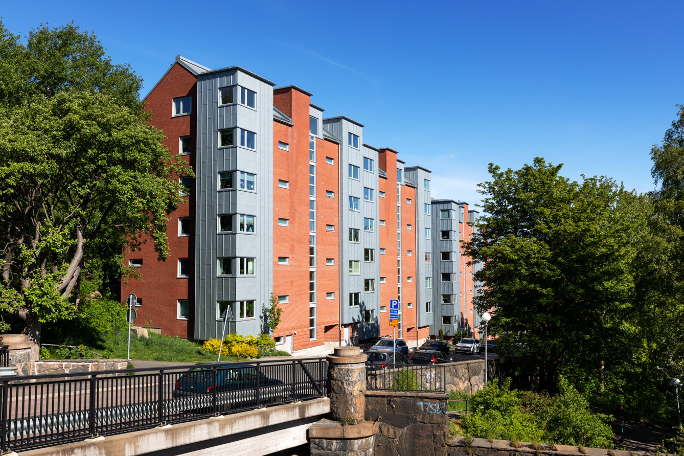 Bilden visar Bostadsbolagets fastighet på Egnahemsvägen i Landala, Göteborg