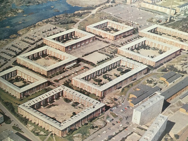 Flygfoto över Biskopsgården.