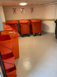 Efter renovering av miljöhuset på Norra Dragspelsgatan 10